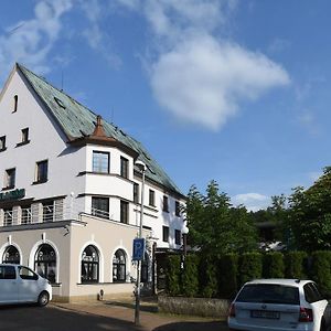 Hotel U Jezírka Liberec Exterior photo